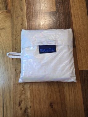 ✨ RARE BAGGU x YouTube Metallic Iridescent Standard Reusable Bag HTF